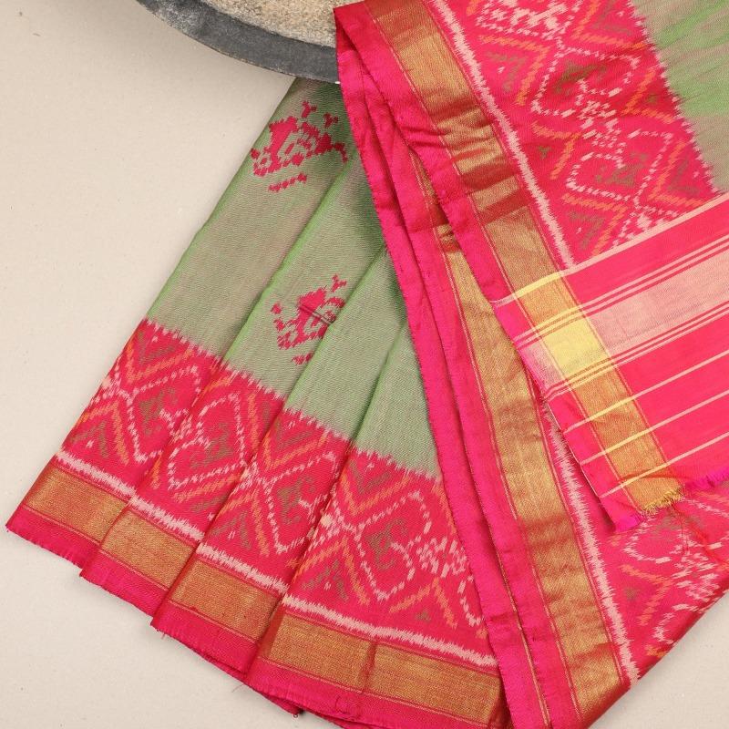 Green Single Ikat Dupatta - WeaveinIndia