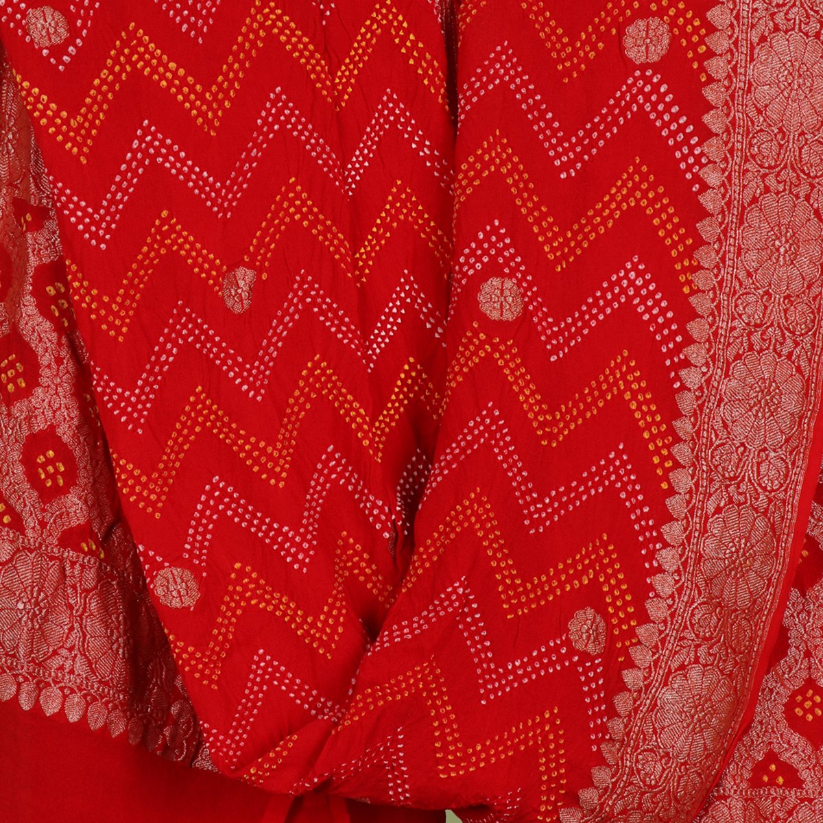 Handwoven Chilli Red Banarasi Bandhini Dupatta - WIIPRK0020 - Design View