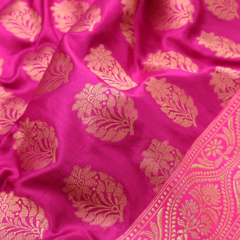 Handwoven Cream Banarasi Silk Tissue Sari - WIIRJ992009 - Fabric View
