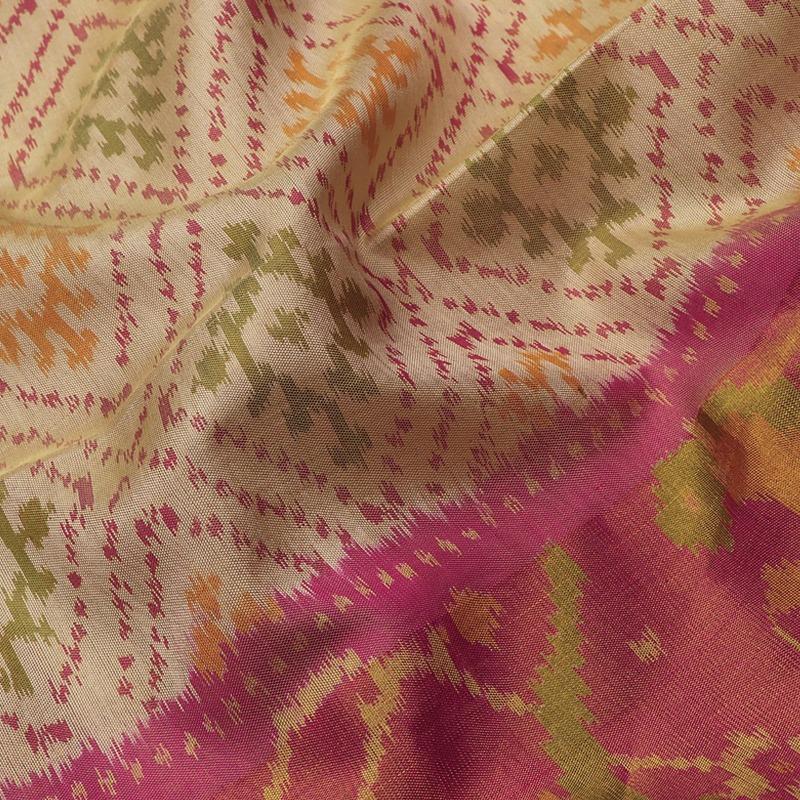 Handwoven Ecru Single Ikat Patola Silk Sari - WIIPATANARIDNAM1101118 - Fabric View