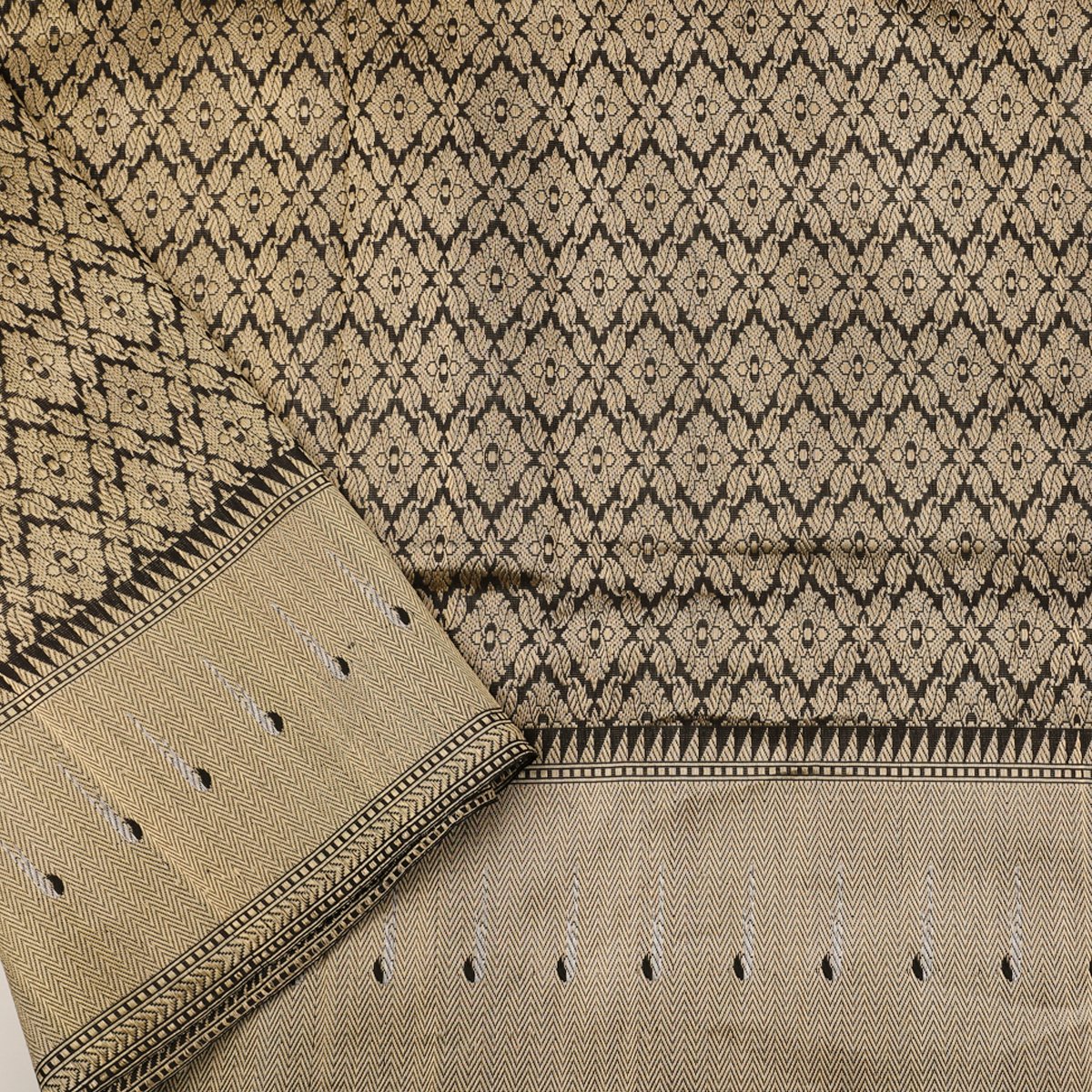 Handwoven Black Banarasi Katan Silk Sari - WIIEDT2835 009 - Blouse View