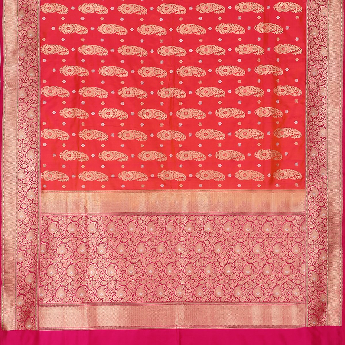 Handwoven Chilli Red And Magenta Banarari Sari - WIISDT650 003 - Full View