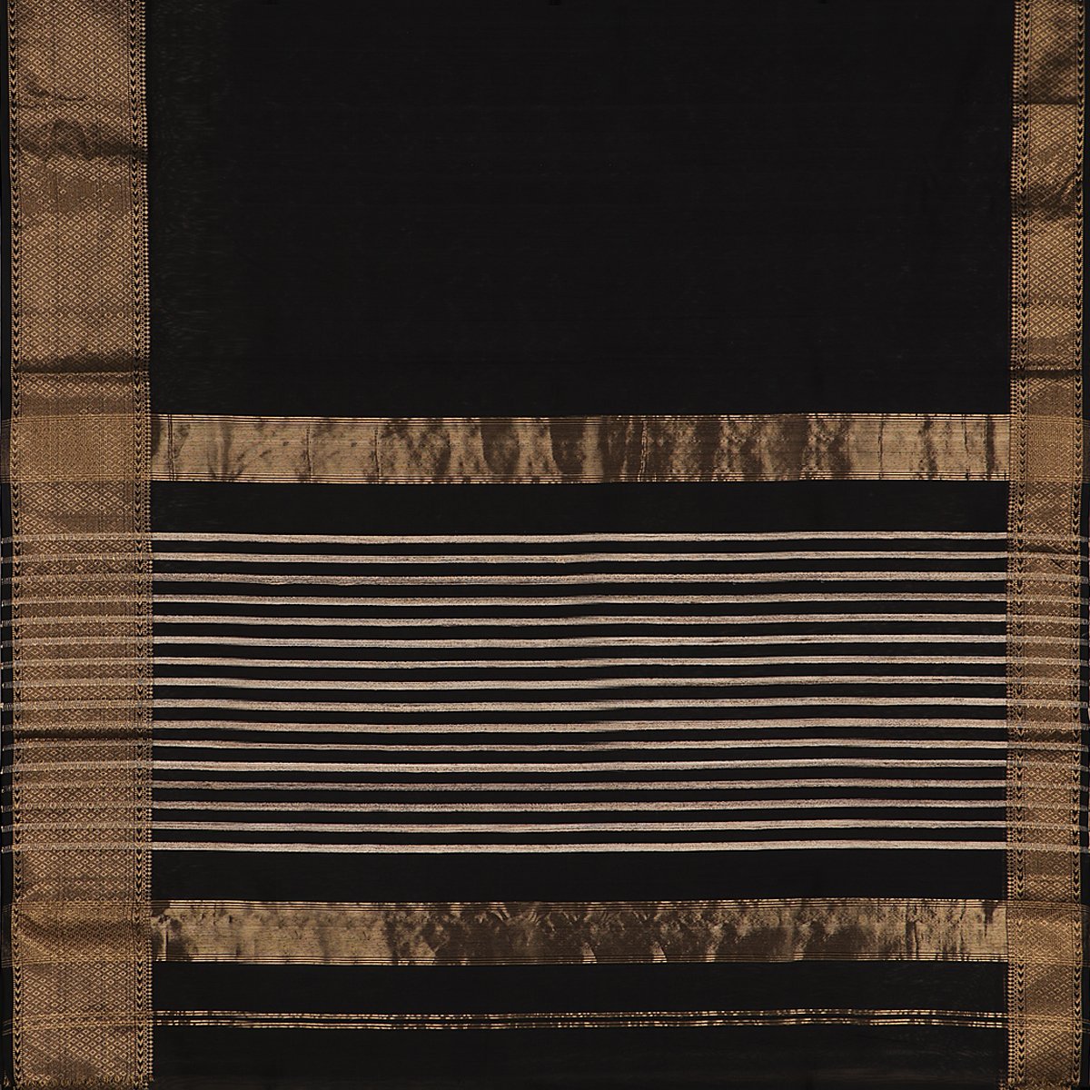 Handwoven Black Maheshwari Silk Cotton Sari-WIIGS034- Full View