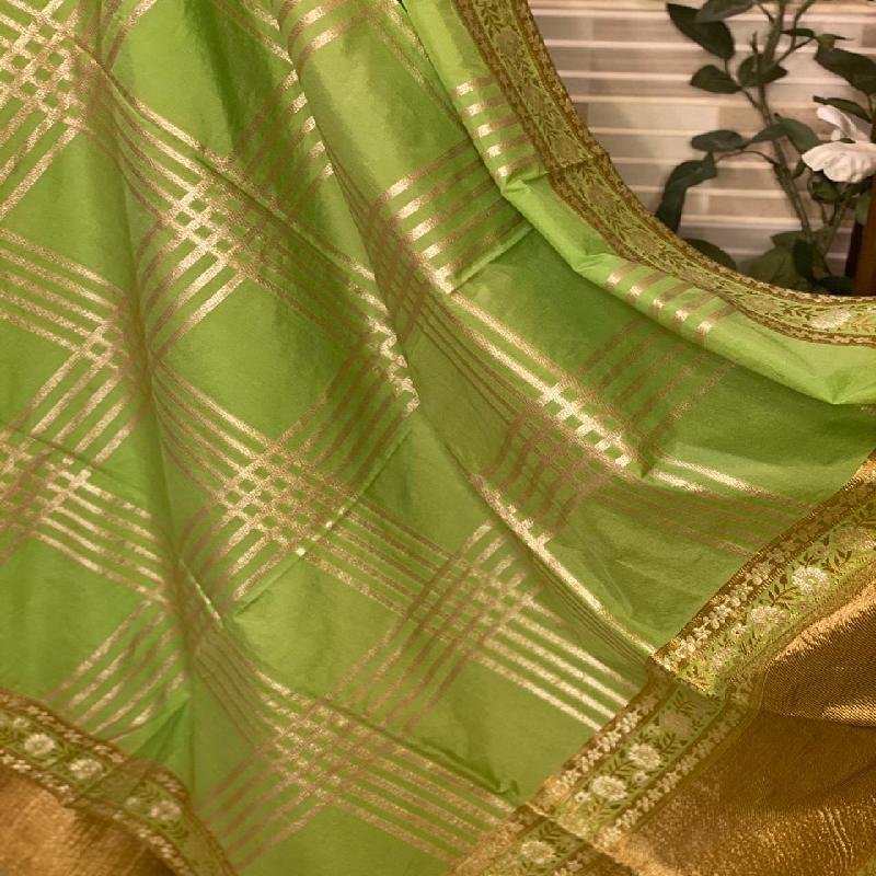 Parrot Green Banarasi Dupatta - WeaveinIndia
