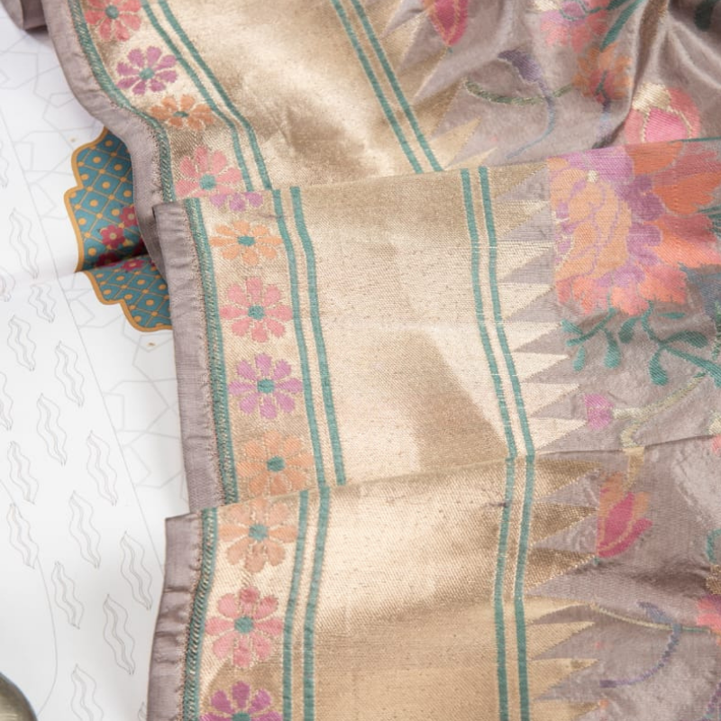 Lavender Floral Jaal Banarasi Dupatta