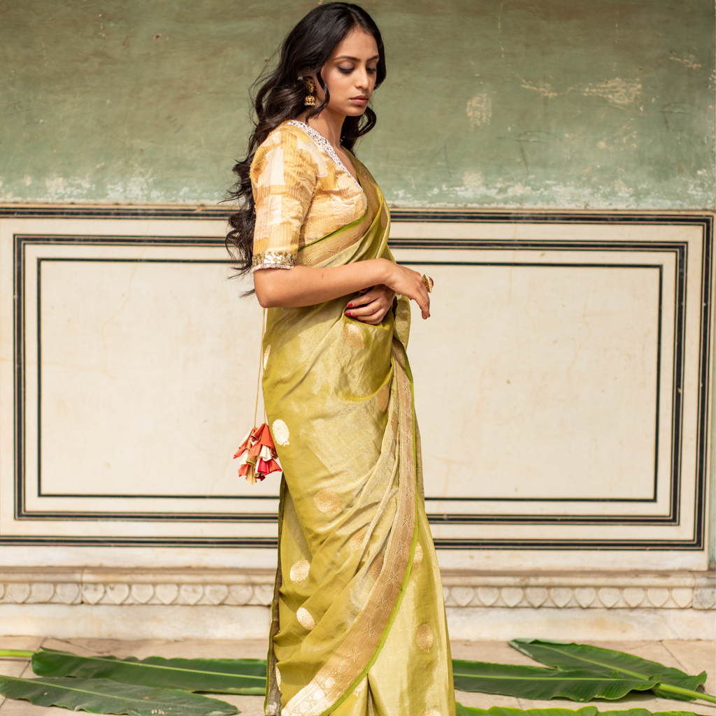 Vernilllion Red Banarasi Tissue Silk Saree – Ranjvani