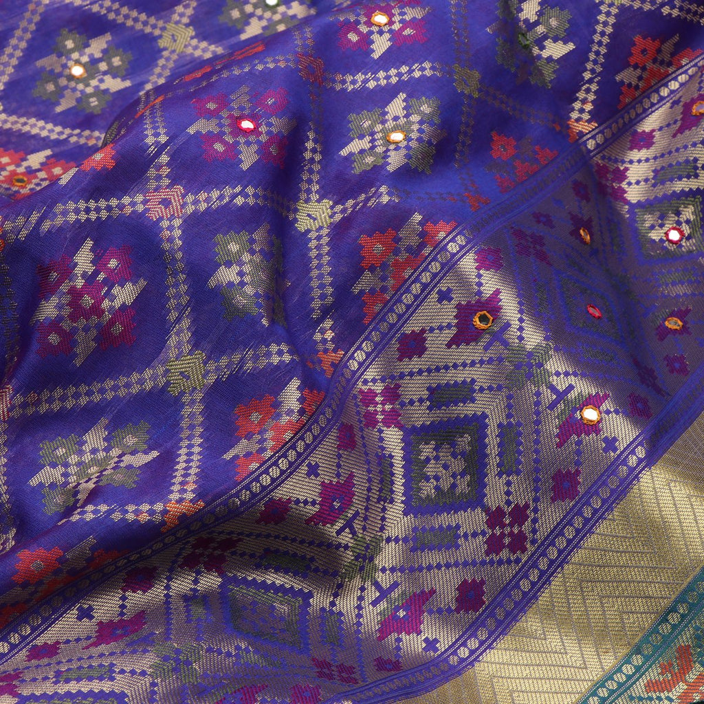 Handwoven Violet Banarasi Patola Silk Sari - WIISHNIKARIDNAM053 - Fabric View