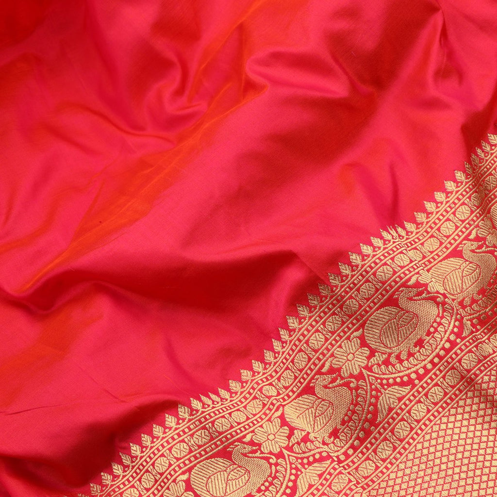Handwoven Vermilion Red Banarasi Silk Sari - WIISHNIKARIDNAM0063 - Fabric View