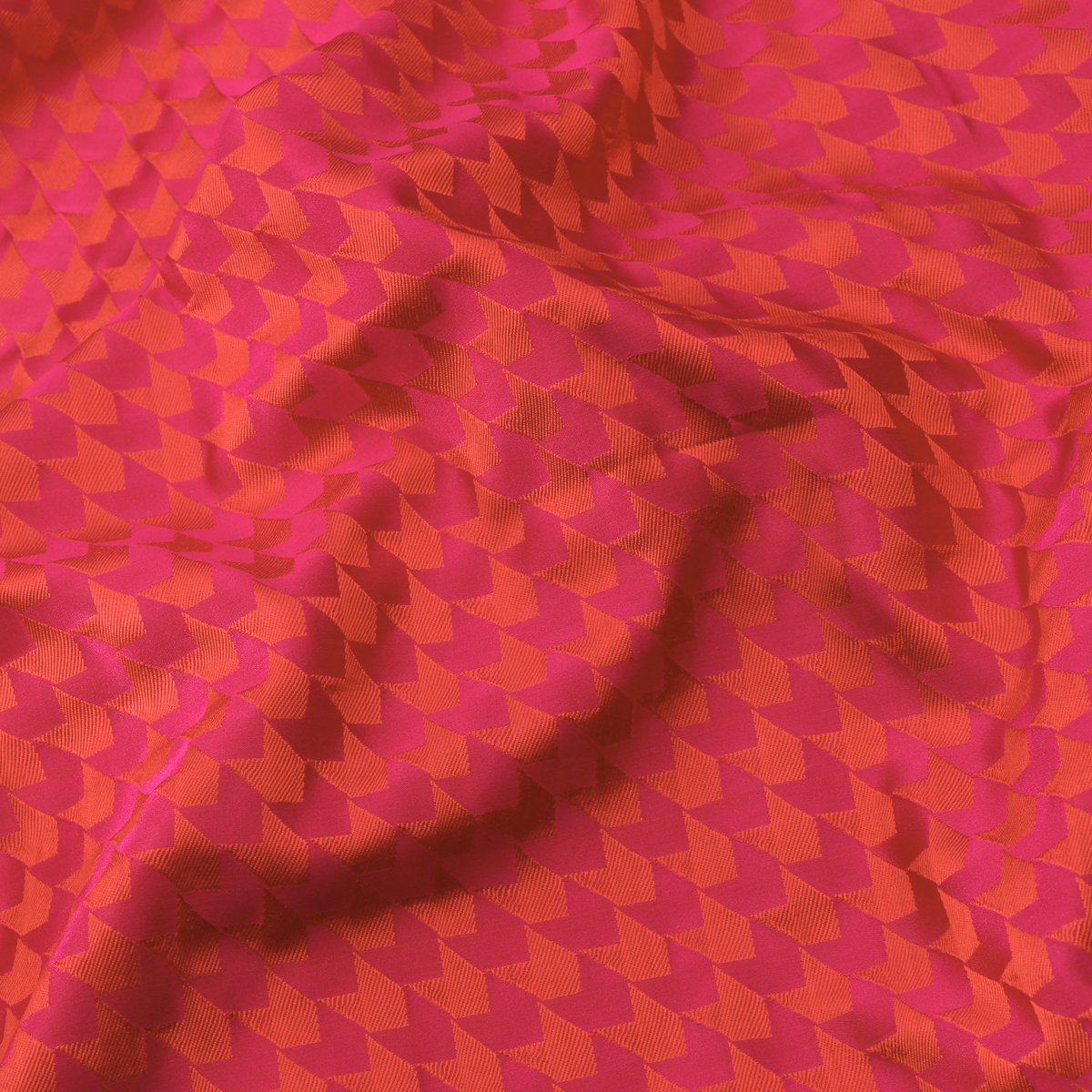 Handwoven Pink Red Banarasi Silk Sari - WIIBT0098 - Fabric View
