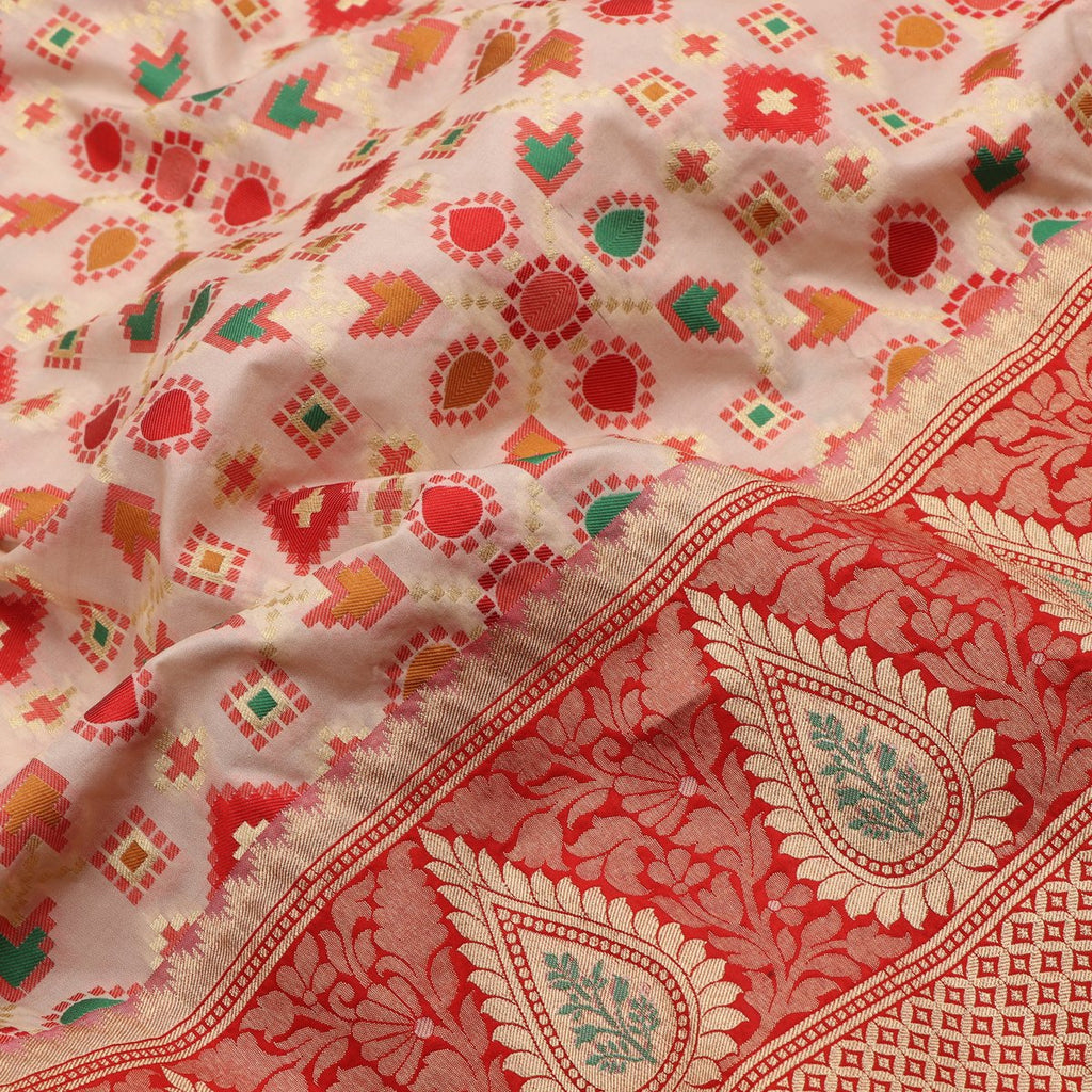 Handwoven Cherry Red Banarasi Patola Katan Silk Sari - WIISHNIKARIDNAM051 - Fabric View