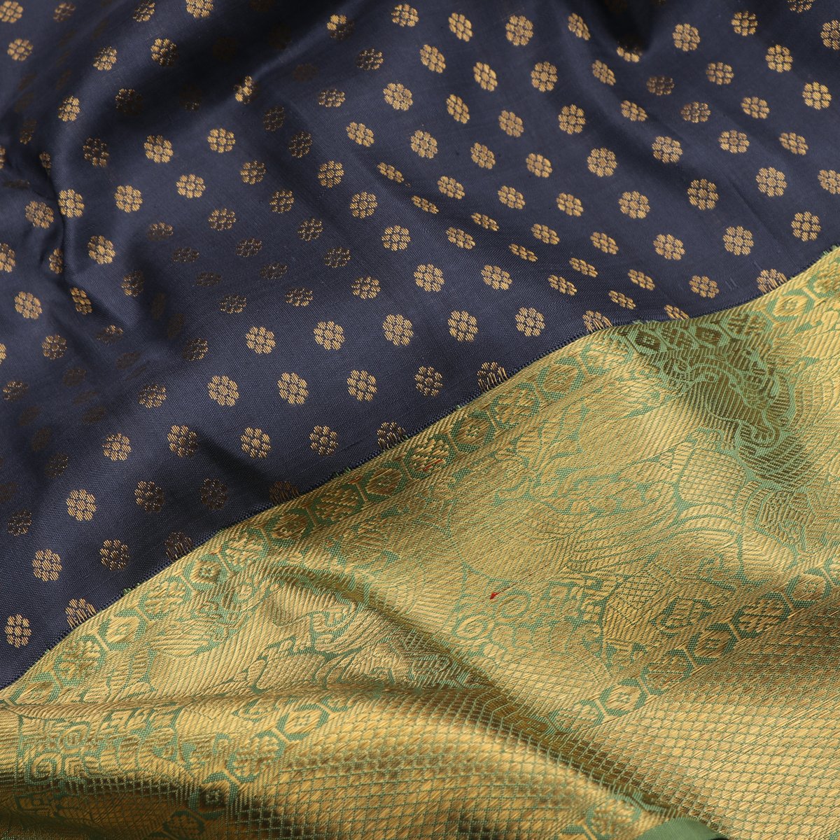 Handwoven Navy Blue Kanjivaram Silk Sari - WIIARIDNAM075 - Fabric View