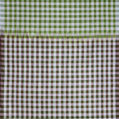 Parrot Green Checkered Kanjivaram Silk Saree - WeaveinIndia