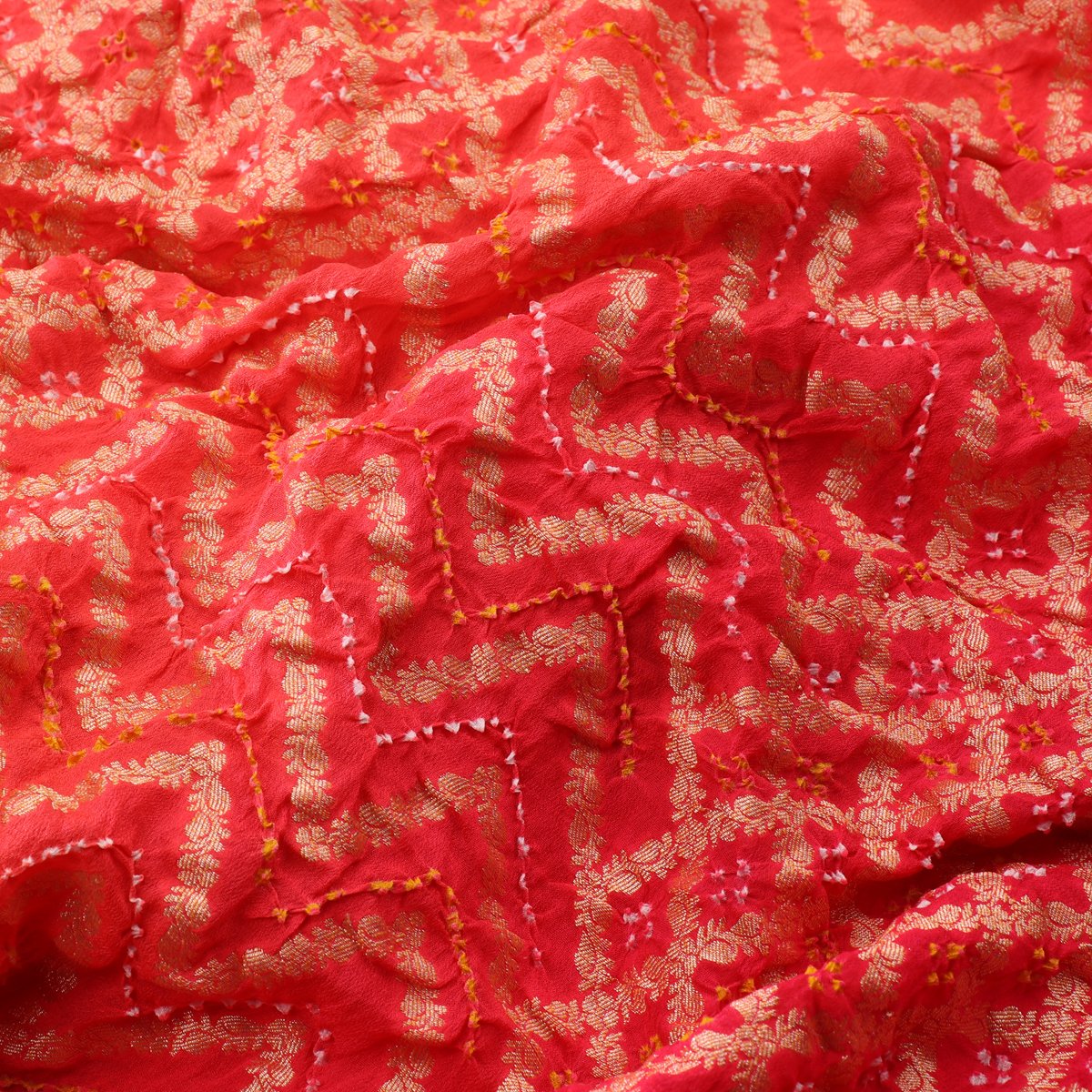 Handwoven Chilli Red Silk Georgette Banarasi Bandhani Sari - WIIAJB257 116(1) - Design View