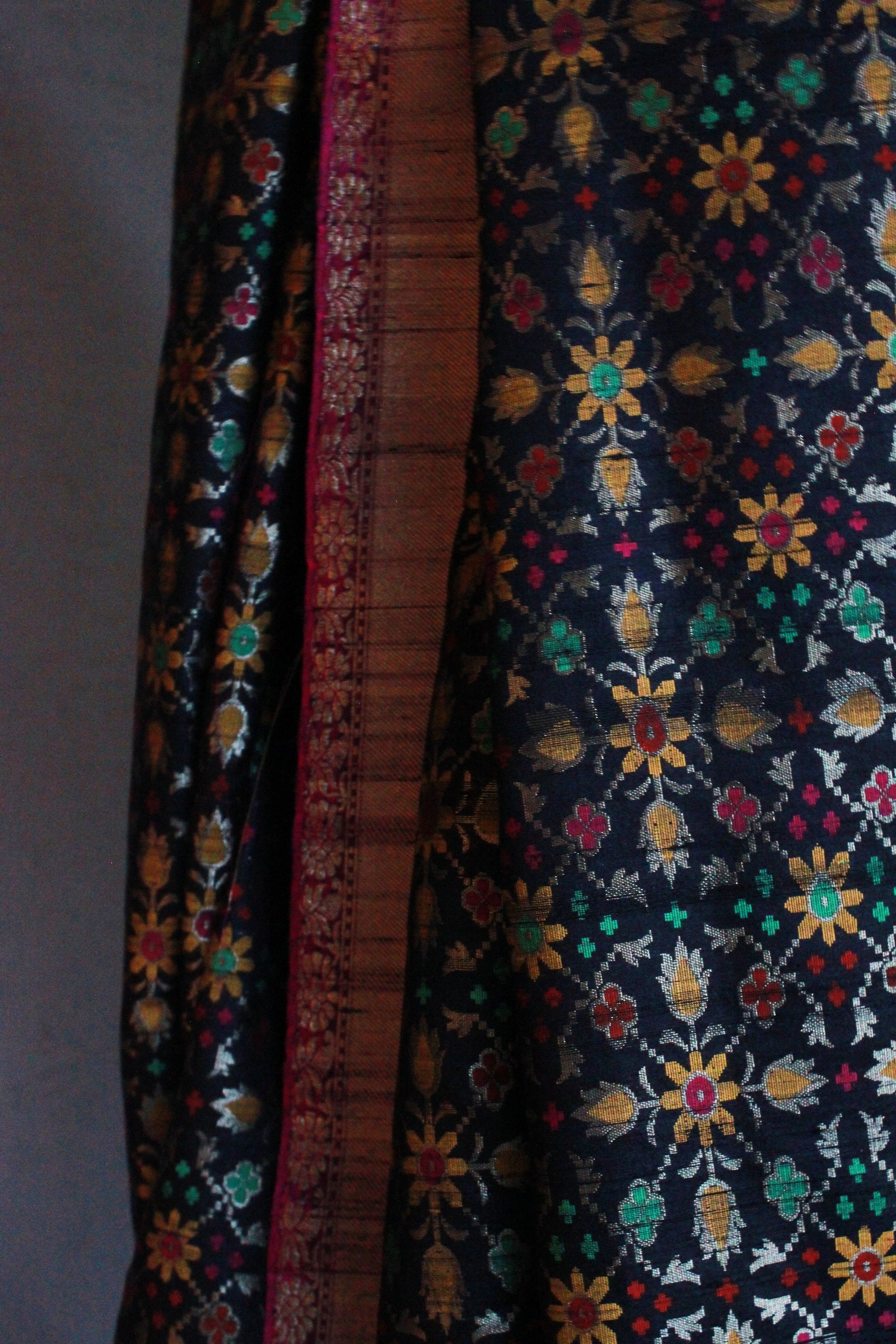 Handwoven Black Banarasi Patola Silk Sari - WeaveinIndia,  - Sari, WeaveinIndia - WeaveinIndia 