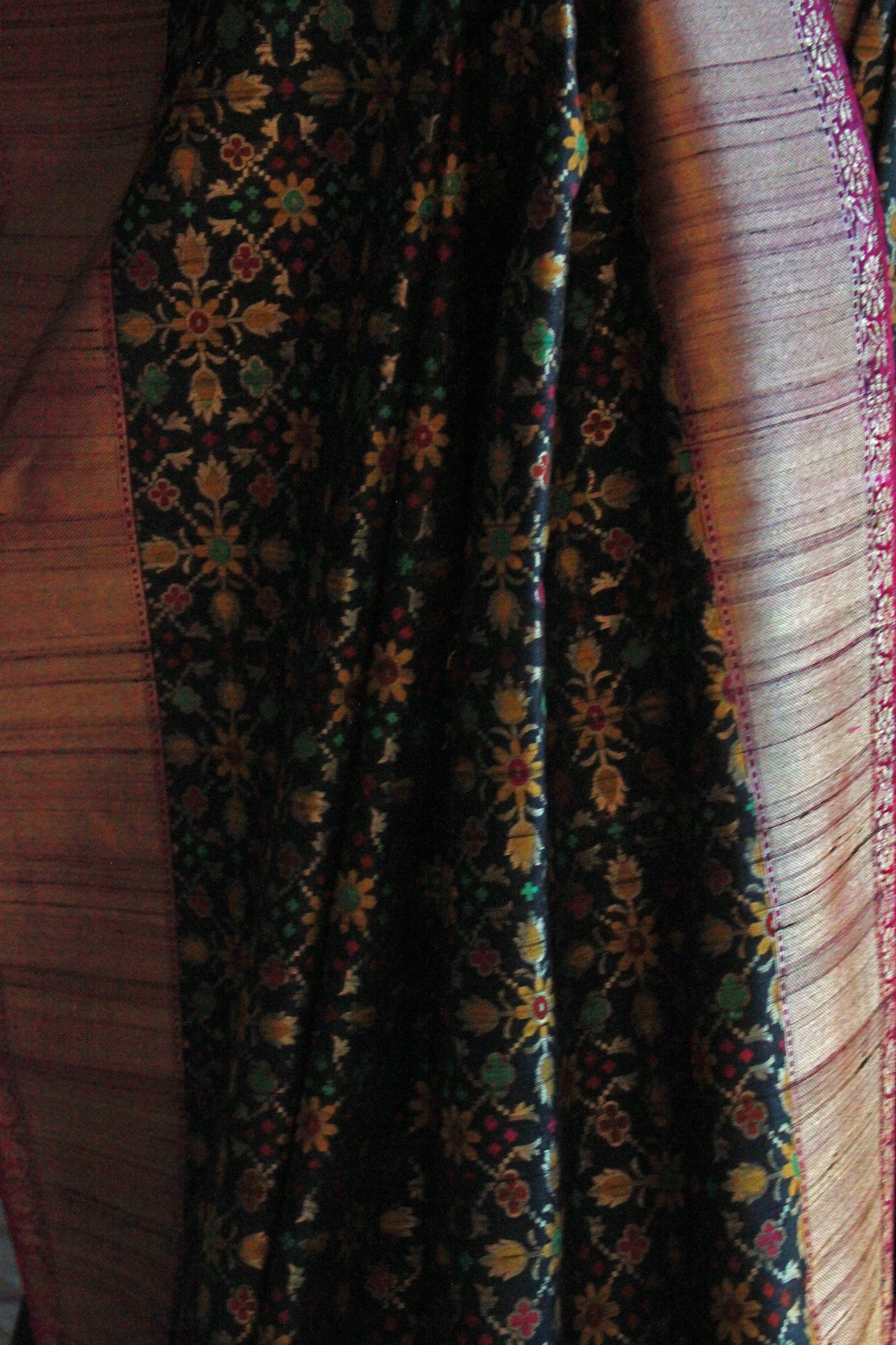 Handwoven Black Banarasi Patola Silk Sari - WeaveinIndia,  - Sari, WeaveinIndia - WeaveinIndia 